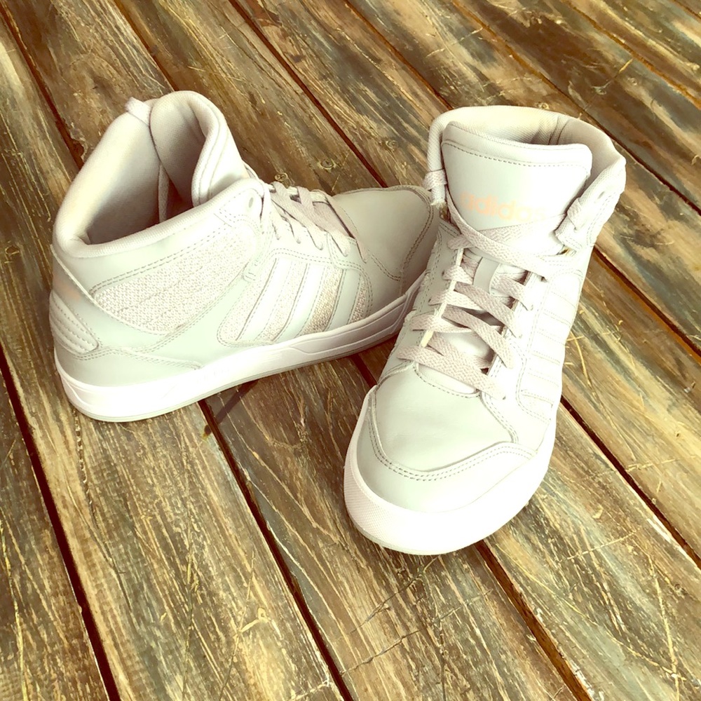 Adidas high top sneakers in light grey size 7.5